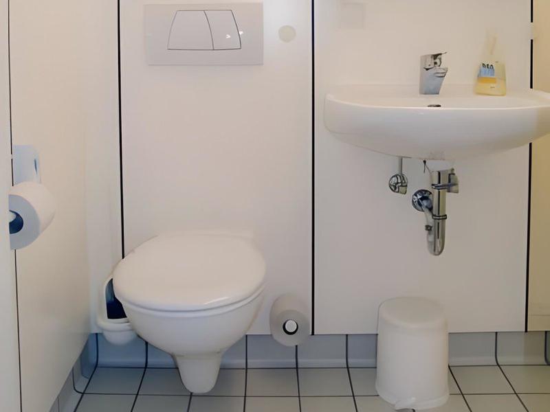 8C6C26A4E05AC49B64669E5A4ADBF5E9