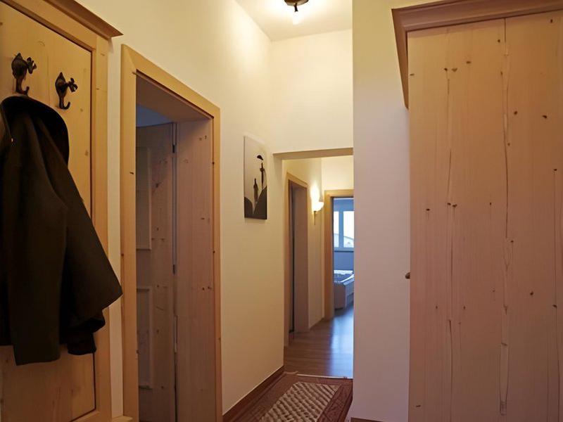 CCEEC3A6E9181B60F228738D86B8F1CA