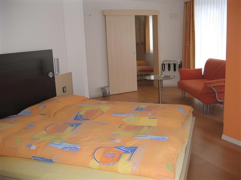 8007F9804B38D53B2F1DBE87D42E599B