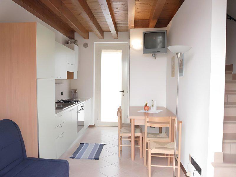 3CD5F62D0343416849A62A688D59B000