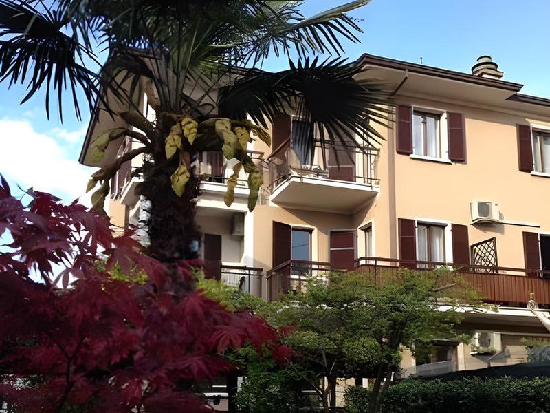 98BC08947E081296F5F988E6A6DC9A13