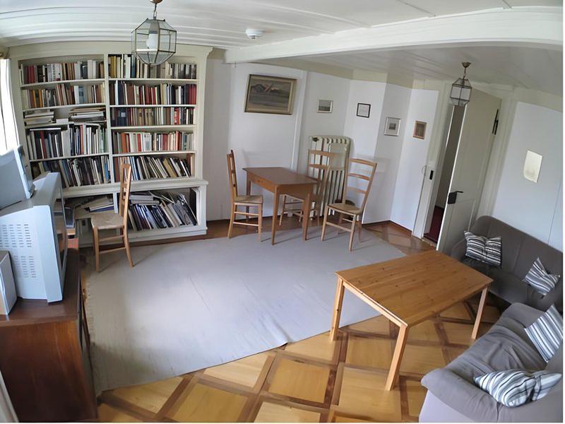 AA2D82512037F5108218C804698EB6F4