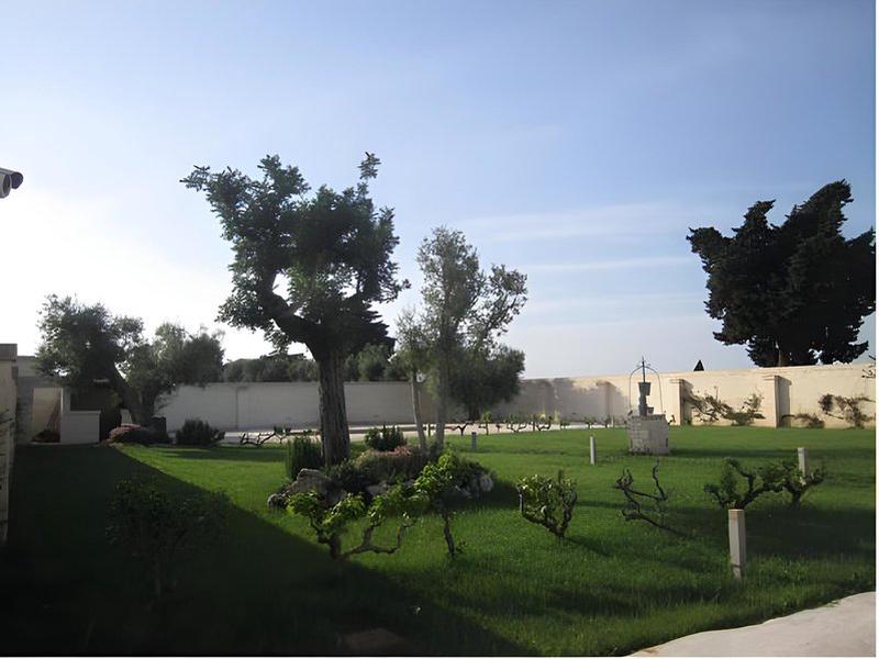 CA43B9CE500A7FE0E0FA0087C853358B