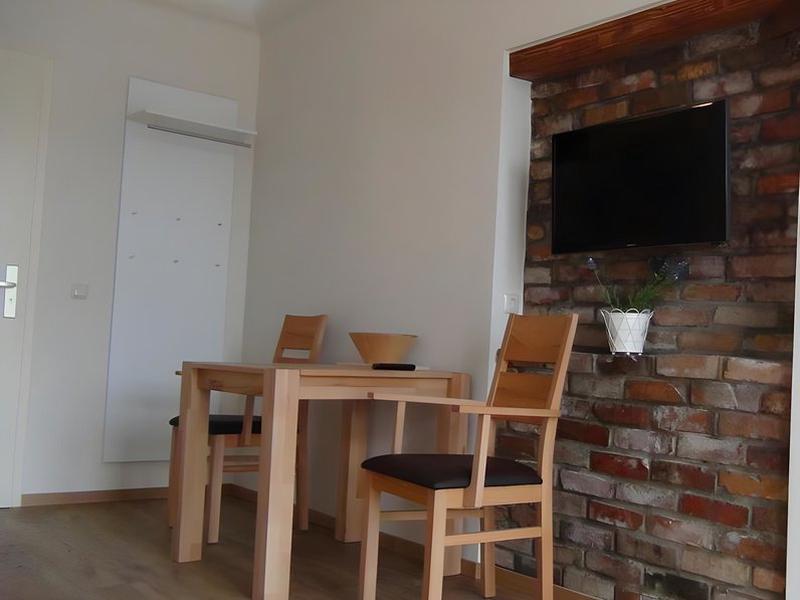 718AD3E51C5DD4EB5CF67CB337A5A9D3