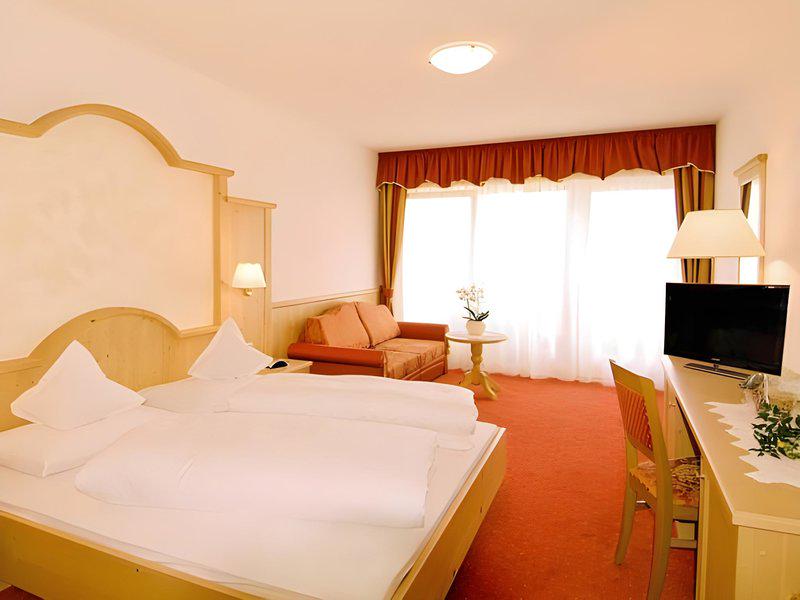 8E490E3E01D535EC5E5AC8E30E08DADA