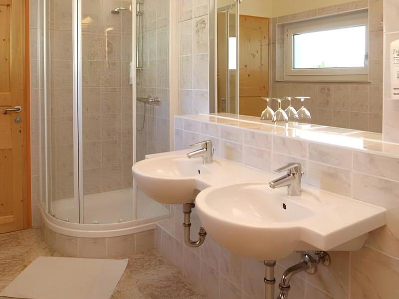 75D24EAD35915EA943DC7480760CB2B8