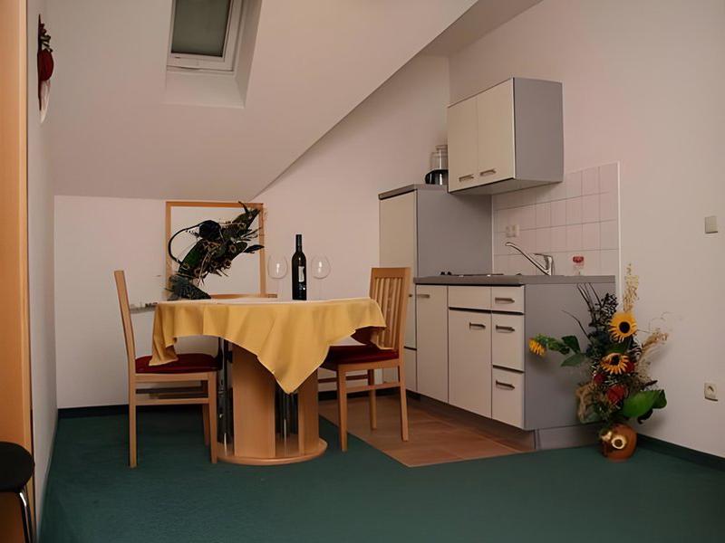 3A0F4E6EA1D0BC599F770D940E48D69E