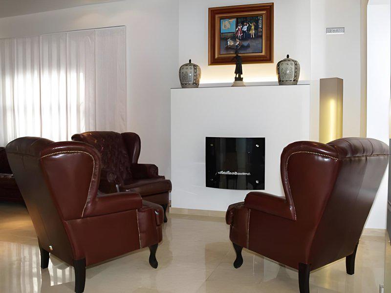 33FF8E2230DA0D2158C73004D820CF88