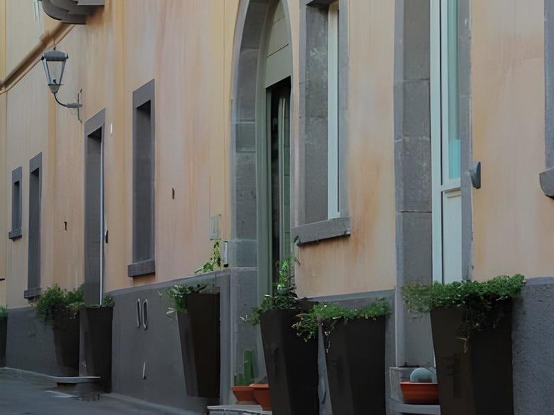 10E481950A663986A31F38936387037F