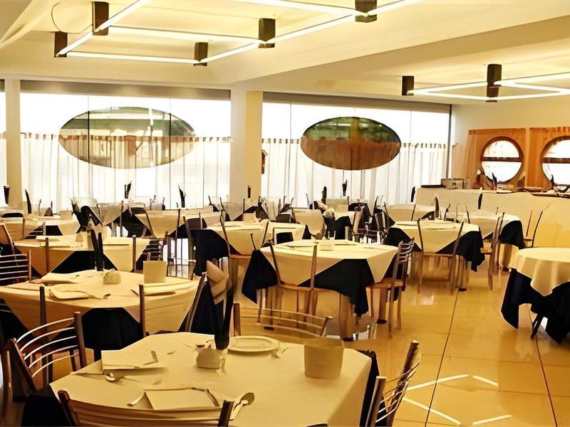 984CCECD8E5778A29688739E31C8D385