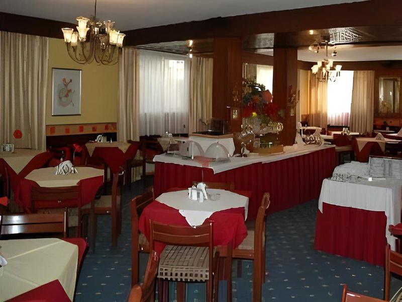 39BABA762E19BE268606639D673C8AE4