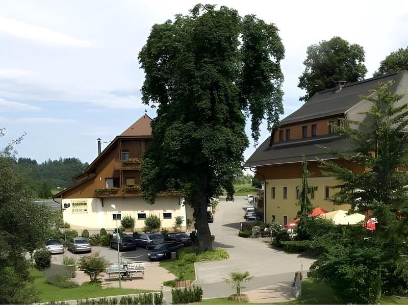 63A19B65644FED541A5BB3C09DD692F5