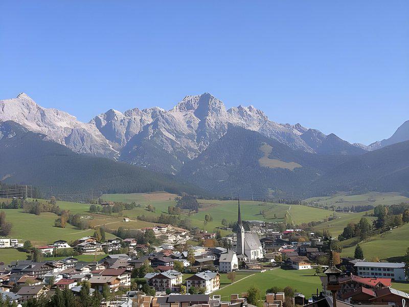 F13020D910E8AA6C7657D75B5159A4FB