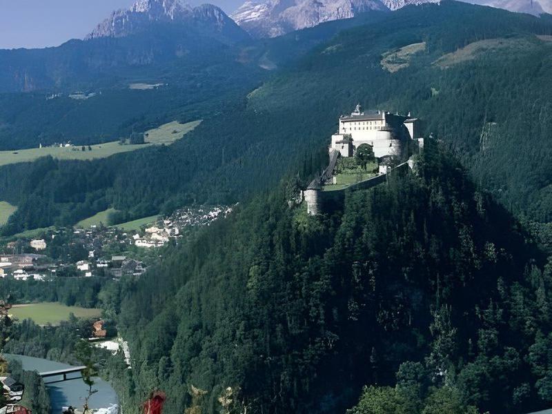 E2504190665690FB33DE1A380DAA0535