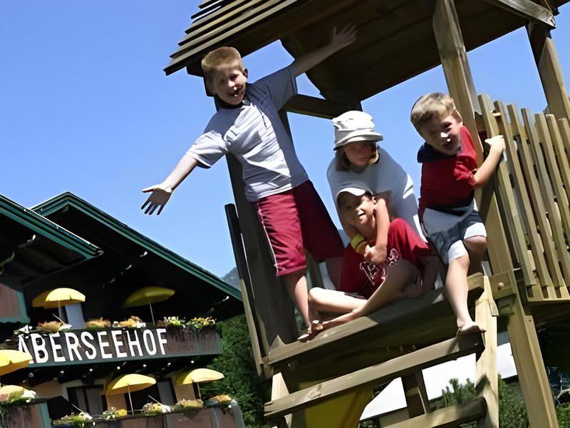 C355E57CE31972AC39E87F6F5996740D