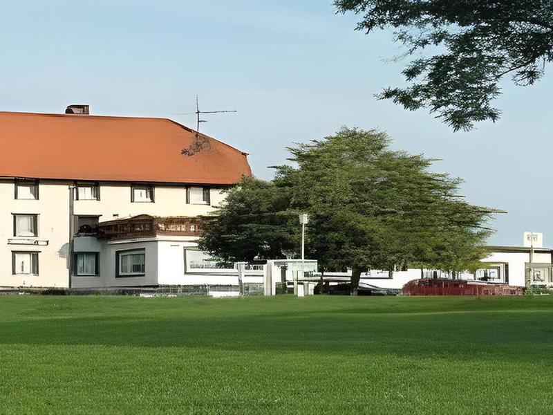 06AE2128D6FA86C8B969BEF34106B1FF