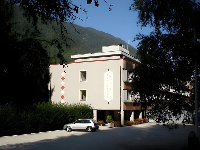 85B529122FB263C3EC53C3841BE73968