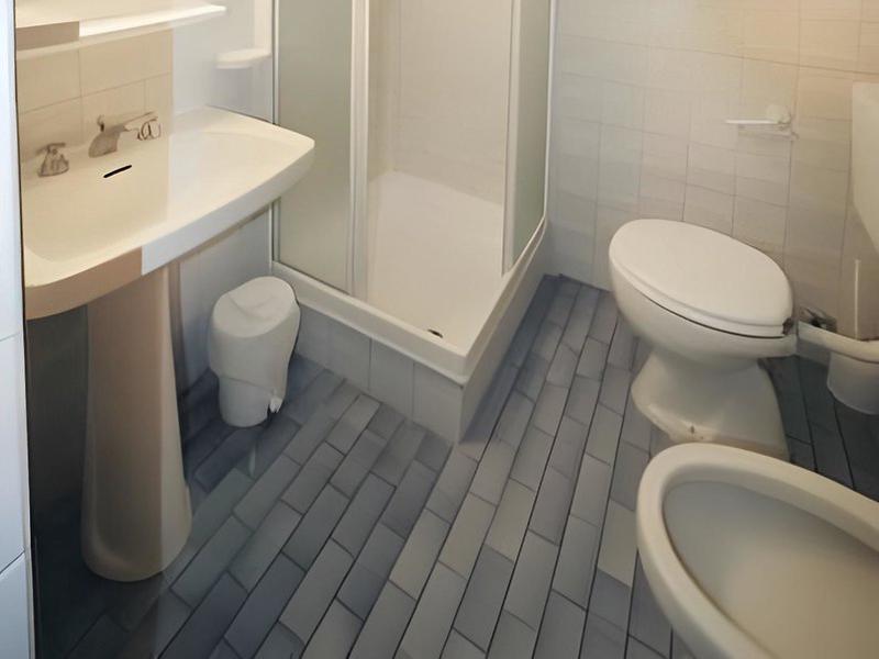 852155A3B3CDDEC95C4080AC5E59D1E8