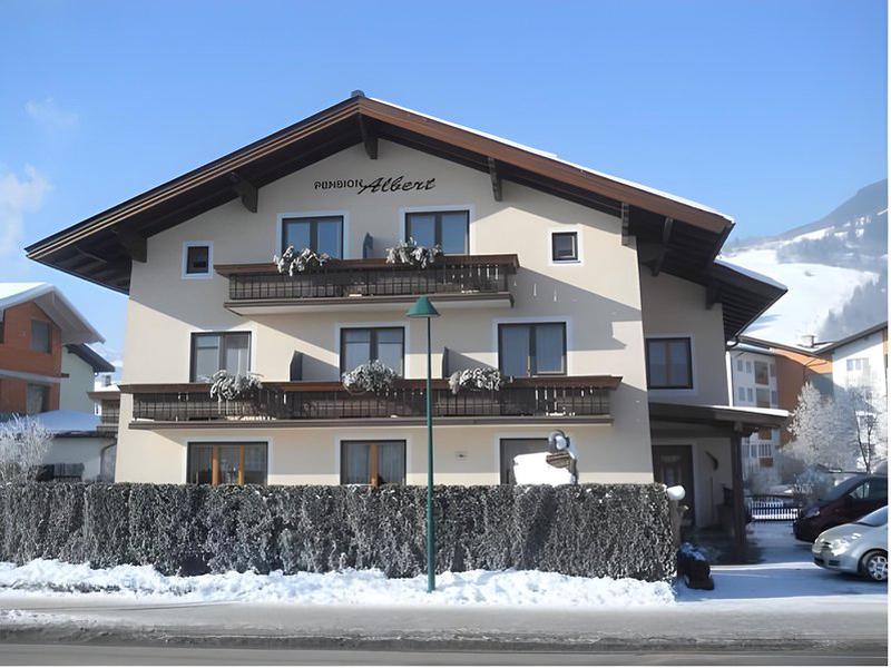 B8B0E07E2D171A4623BBCF5782CE6EFE