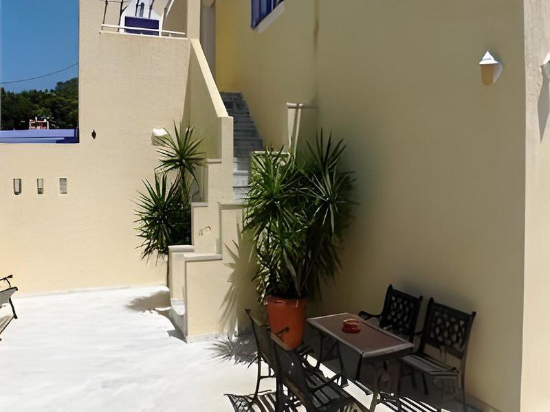 955CF0D7657E2DF22735023BBA106F56