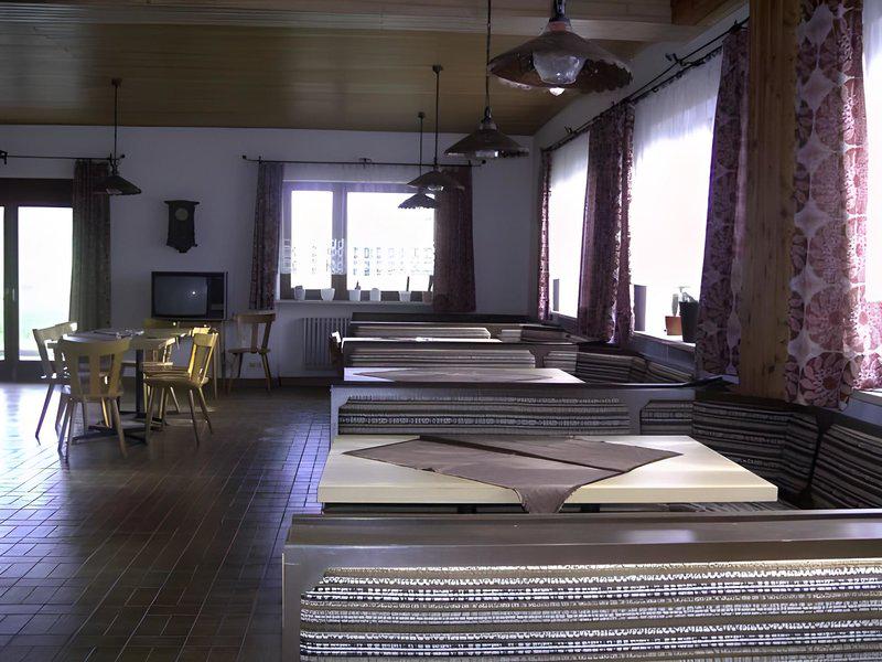 73056B0C84DF89D9433319EB915A2F34