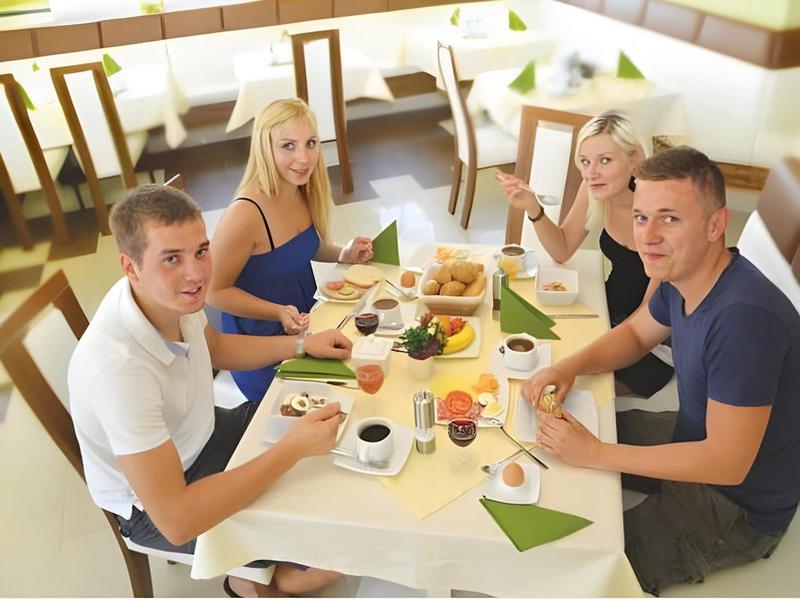 E6BEA16AEEEBC85D6973697DD361FBC7