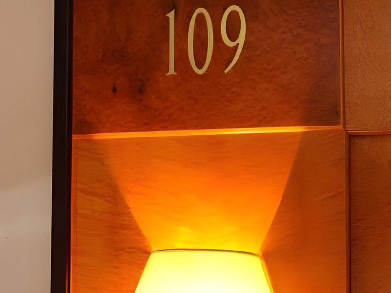 676D83E487DA5FD9713C25E4ABED10AE