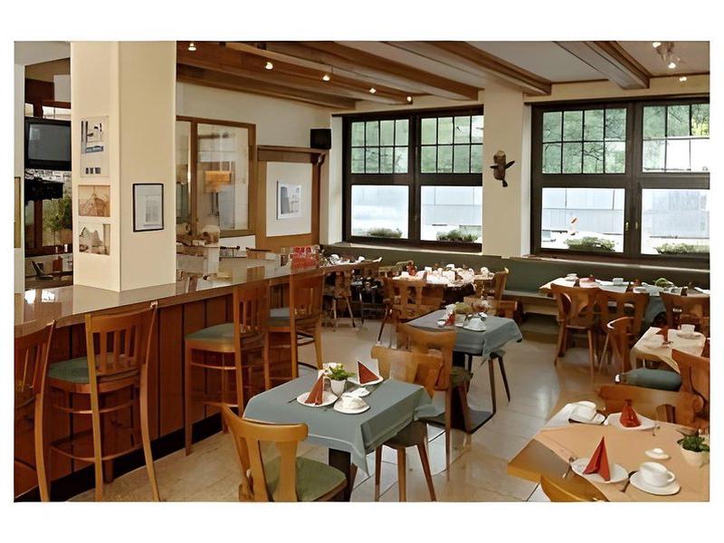 21EFAEA2F424B58694FB810614C0B714