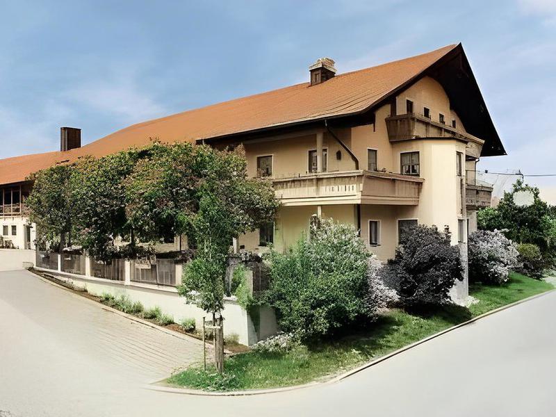 AC00411784811BC5558C2B005868E5DE