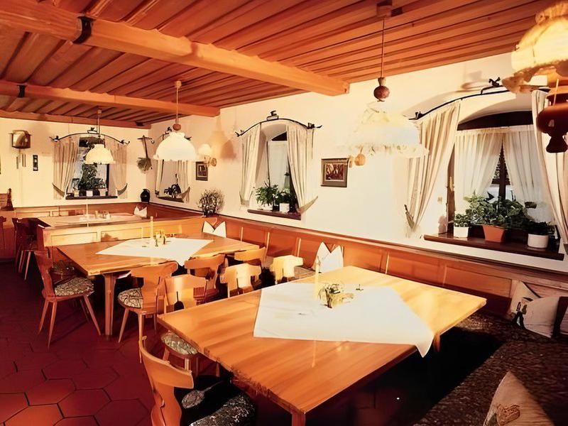 8D409E84097AC9CF99D20BC9923A27FB