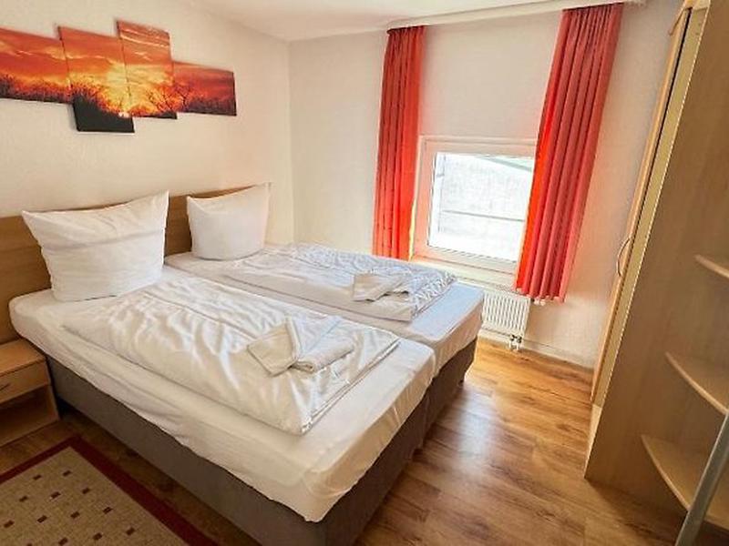 07A3C4FC0E3EFEDDF12A035651C0E610