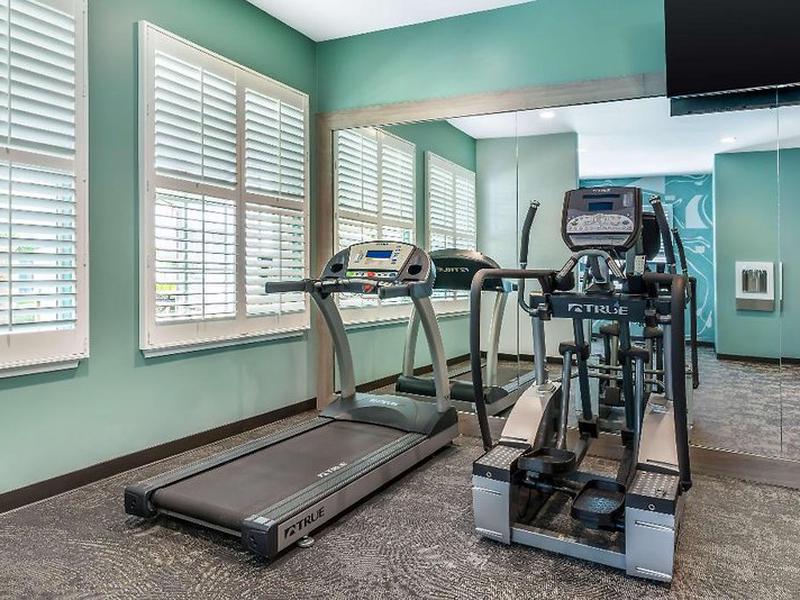 125206A4E864C77299886FD1928484DB