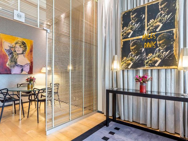 5348804F758BD37773B82457D126D933