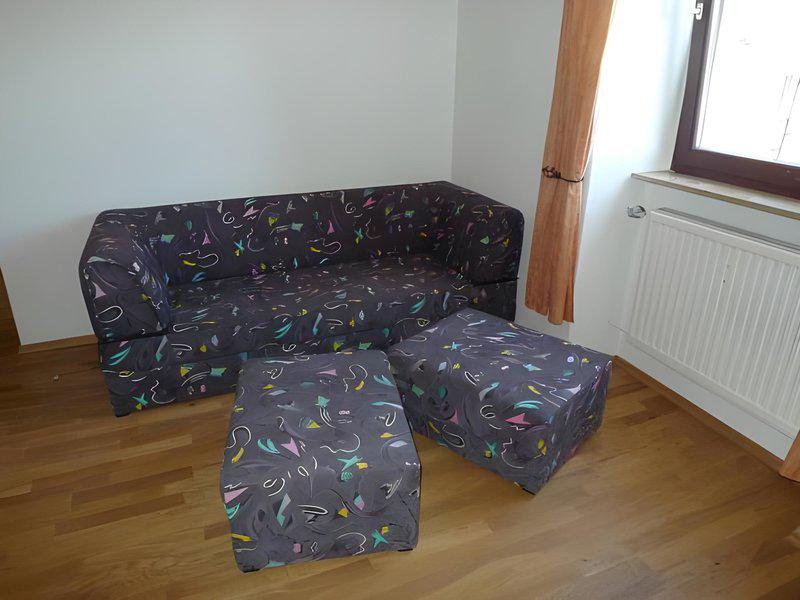 2D3AEDA8B1EDD0B18B721262313D74D6