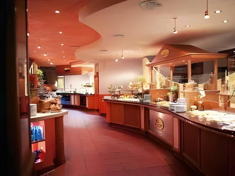 FD46A5FE32891B4FB547351BC40FB0C0