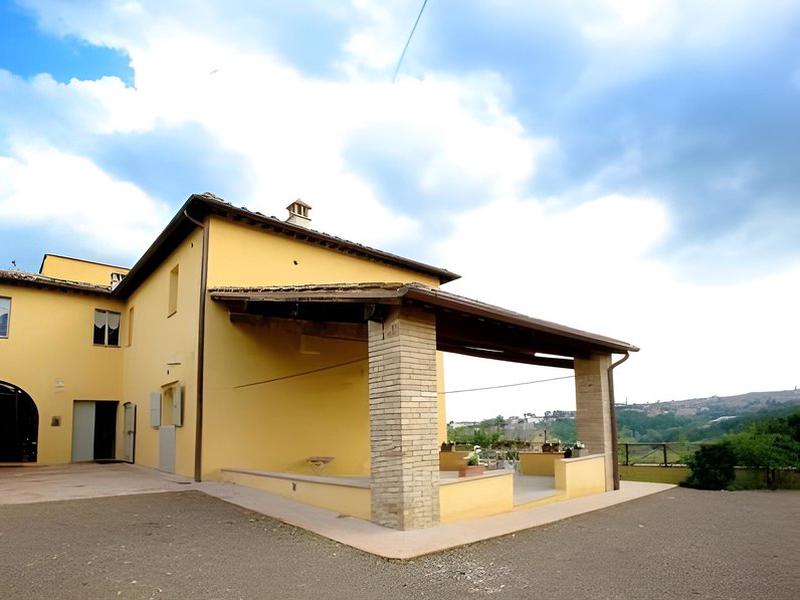 20E5E89A82532DA8E513CB9B180987AF