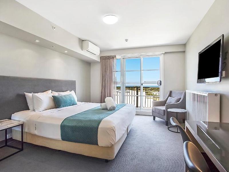 2B266525A021D8F2134B08DF94212261