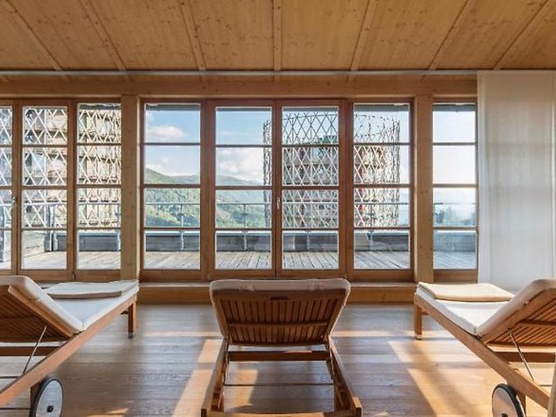 96E9568C2894631B044688E2B6ED565F