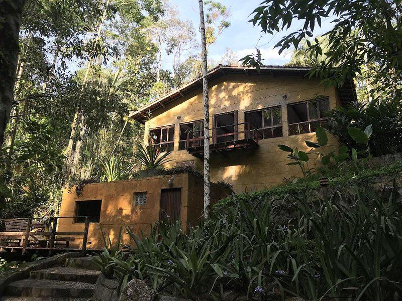 2C8BE2CC7B0DB43C06706AF3C25A7F5C