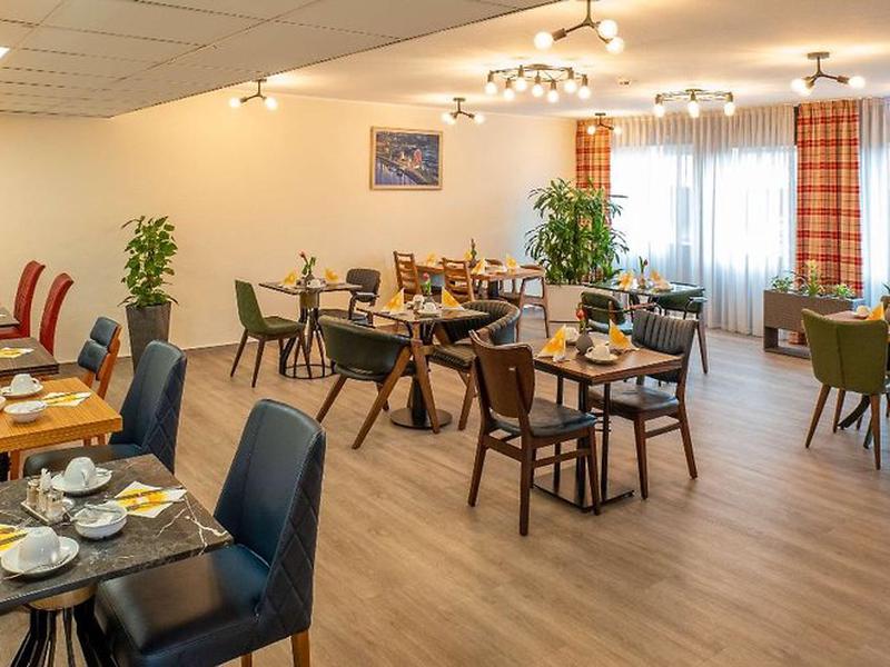 A3D3D93EBDD3C7CD4380358FCE166305