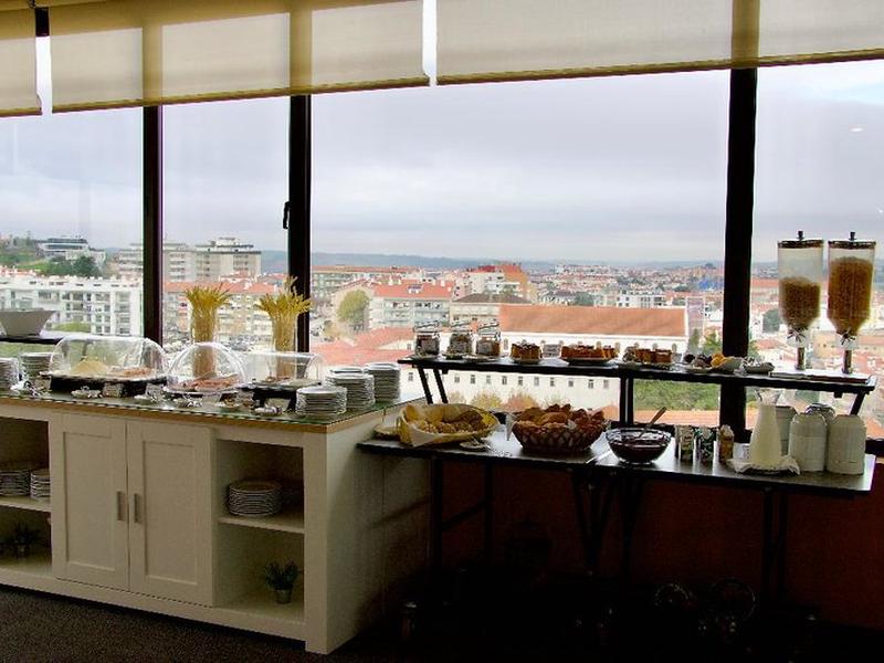 B63DC2361217395F0FB02CFF7710BF17