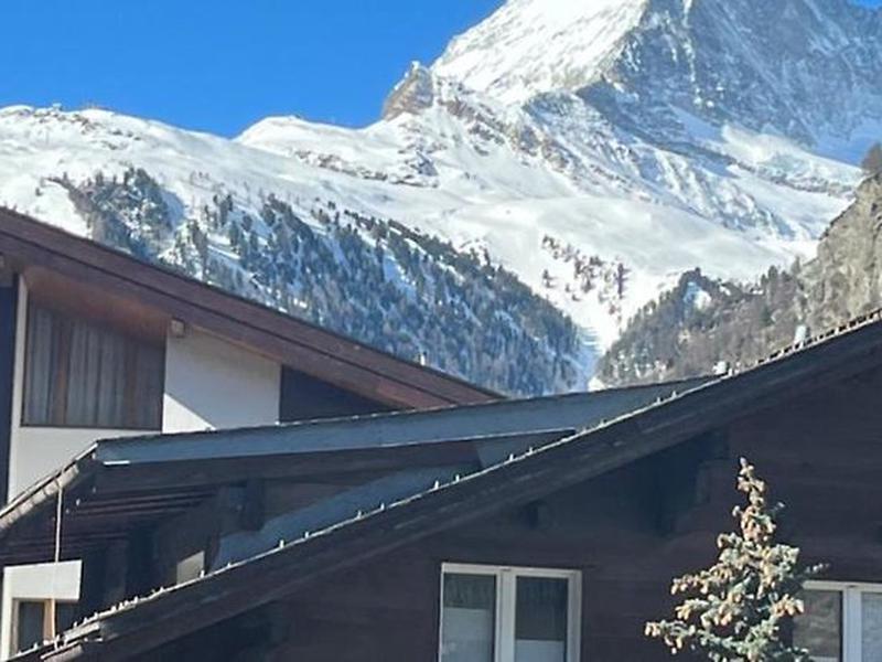 CC189CE150904379FB320F99AB709452