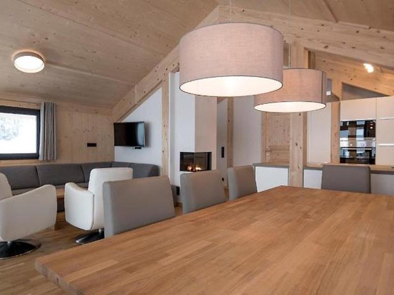 9455C0E5EC5B25677E911ECB4BB551F0