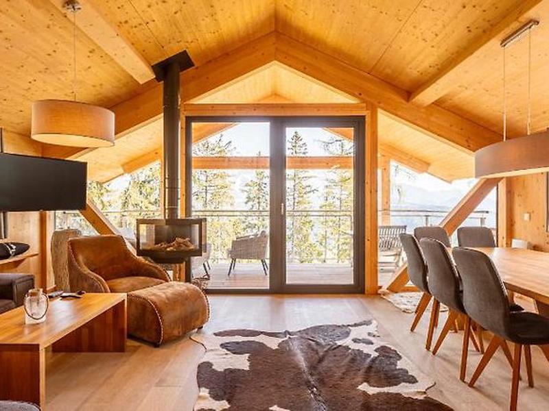 E73340439F64E9B5D9B6F4A30BE613F5