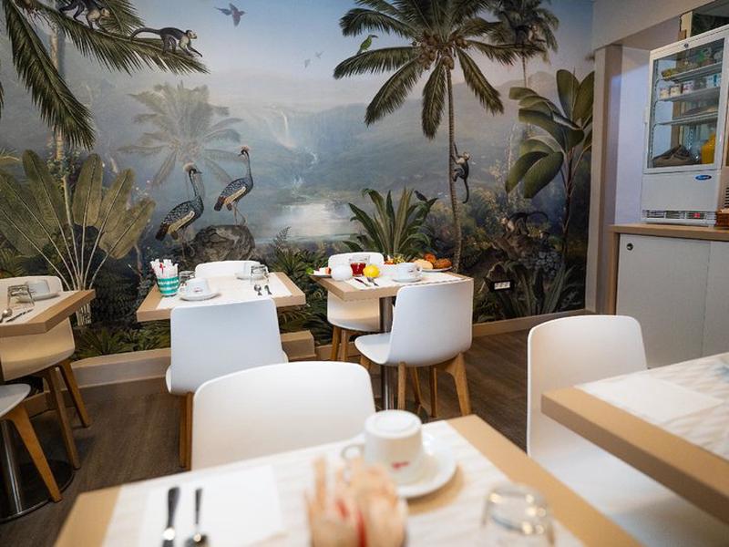 81C7D76E12906959FF588764EADA072D