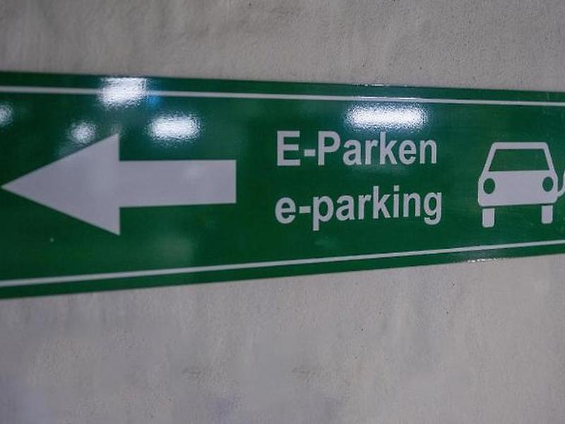 A1752AE7471F146A4A45404C7628225D