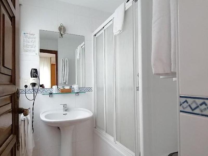 666892BA1680A5EFA9CBDD6D9DCD153A