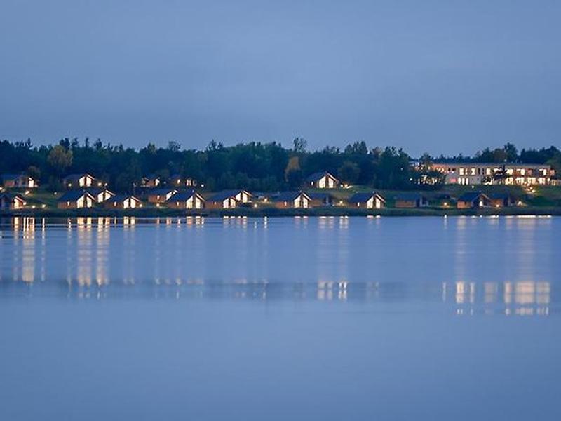 409156DE834C14EA2B5BB9939C06310C