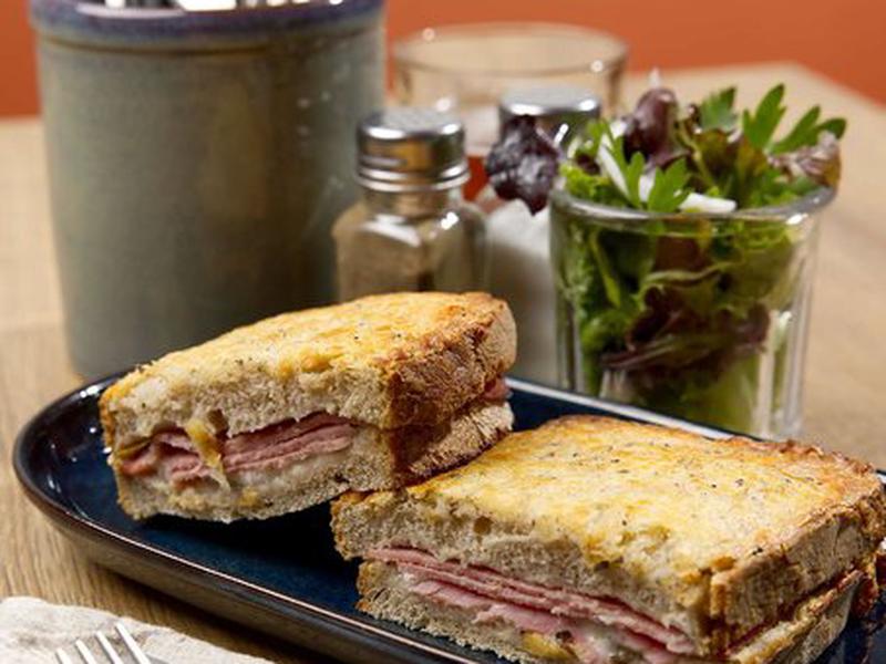 D0B981AE664C0E7C2107FB25BB21F6BF