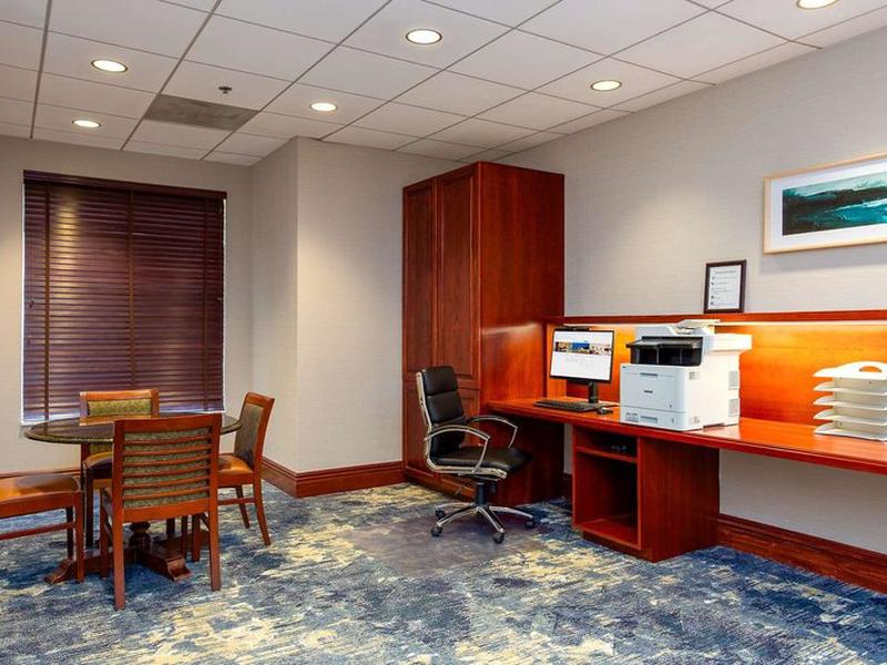 E440391260FD2C16606EFE47A3D4D4AD